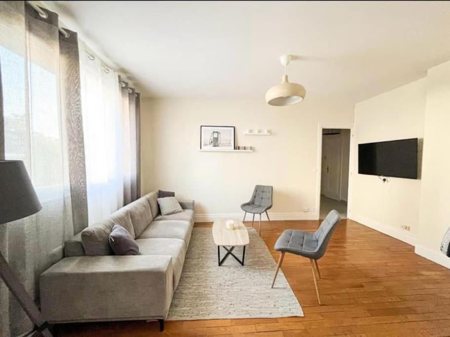 Suite Topaze By Stack  Lyon Bagian luar foto